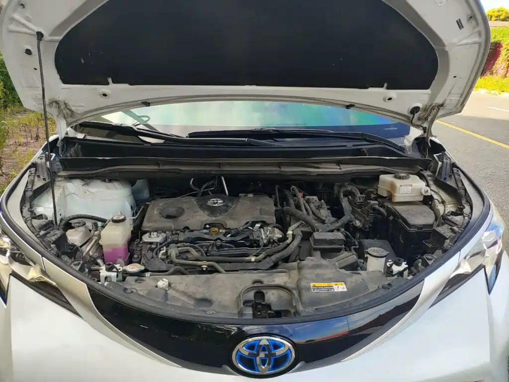 Toyota Sienna — миниатюра 16