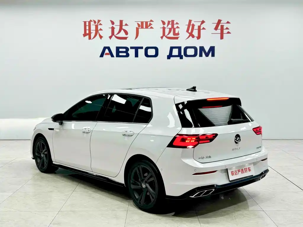 Volkswagen Golf — миниатюра 4