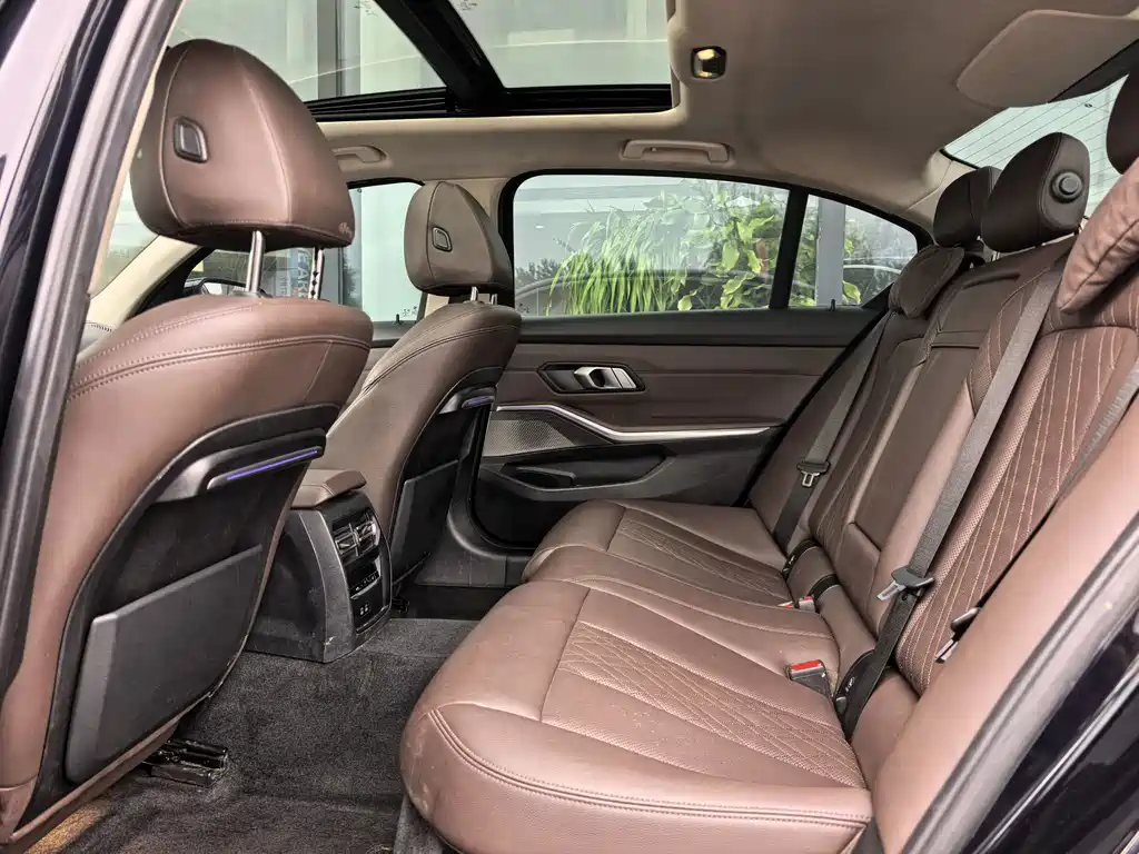 BMW 3 Series — миниатюра 11