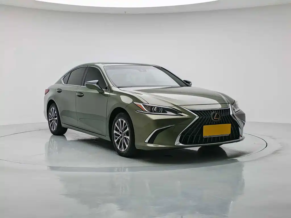 Lexus ES — миниатюра 3