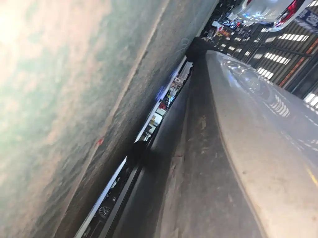 Tesla Model 3 — миниатюра 21