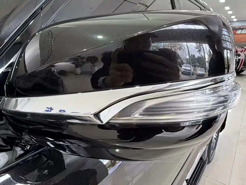 Lexus LX — миниатюра 8
