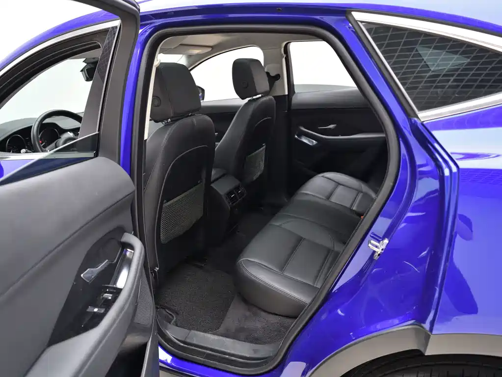 Jaguar E-PACE — миниатюра 12