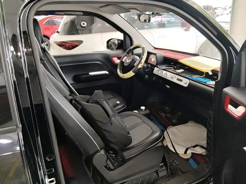 Wuling MINIEV — миниатюра 11