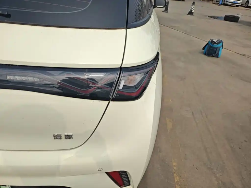 BYD Dolphin — миниатюра 8