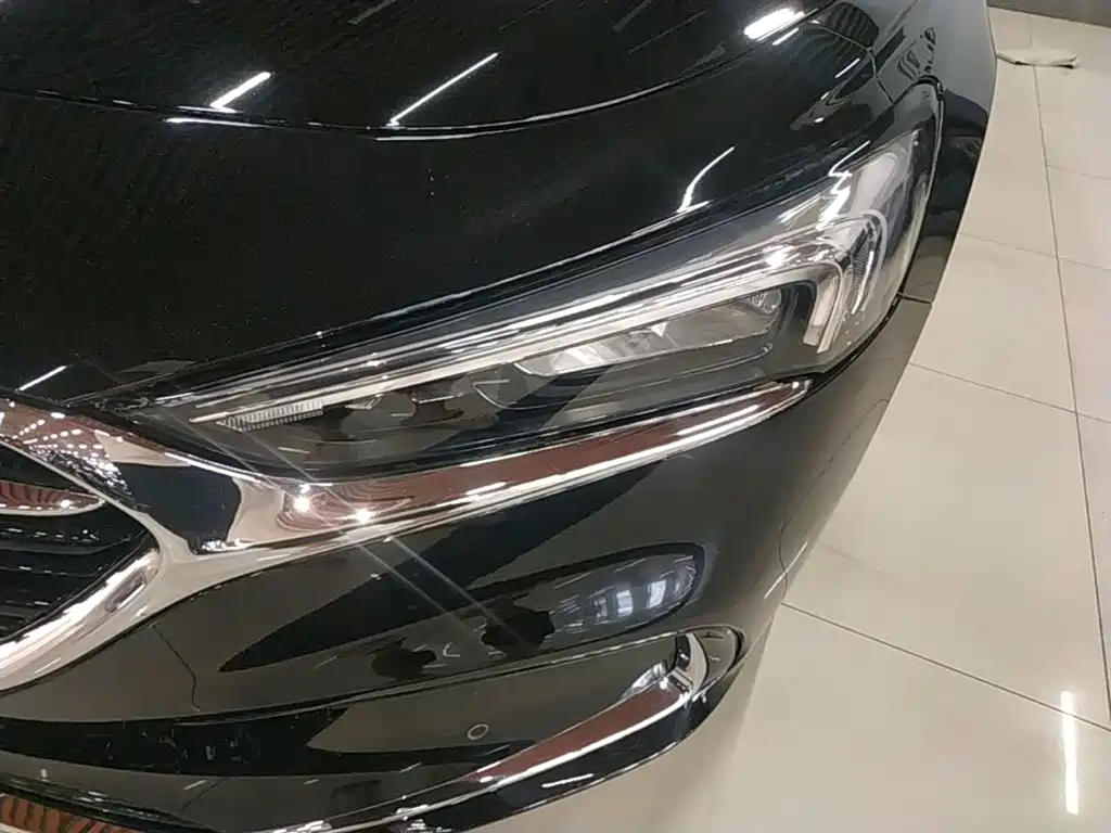 Buick LaCrosse — миниатюра 24