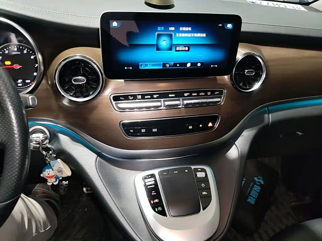 Mercedes-Benz V-Class — миниатюра 9