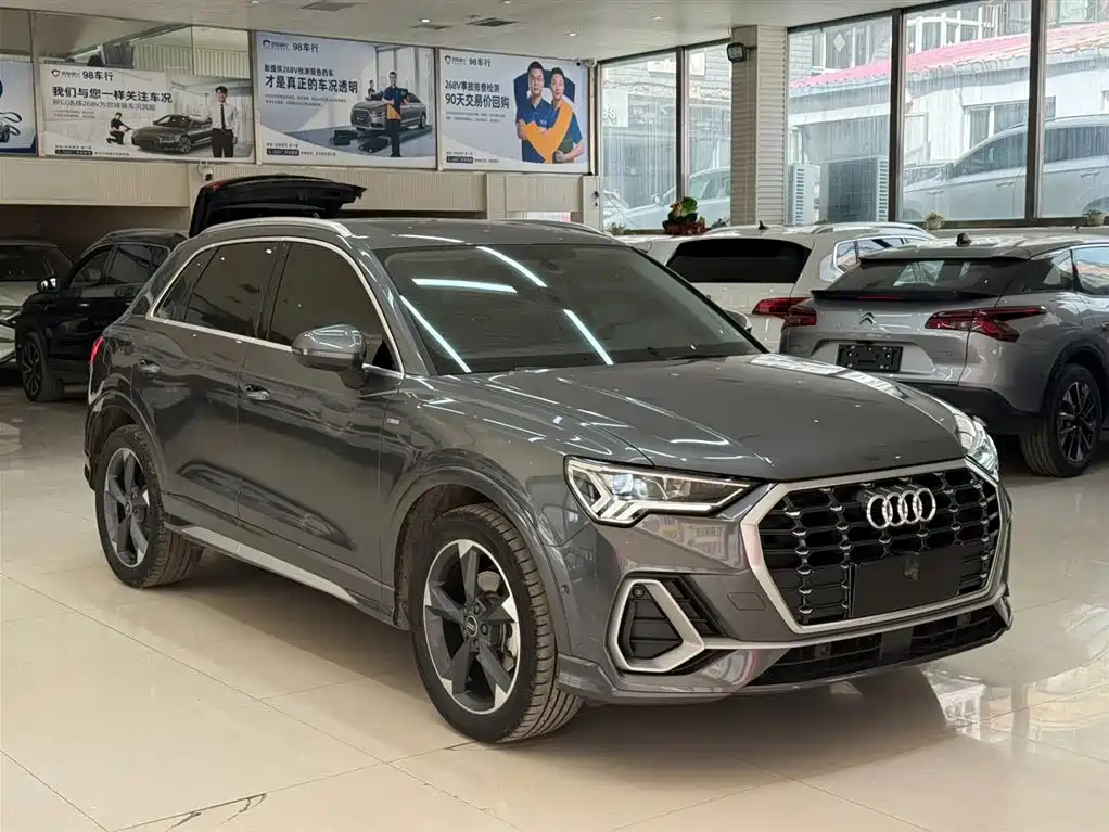 Audi Q3 2022 35 TFSI Fashion
