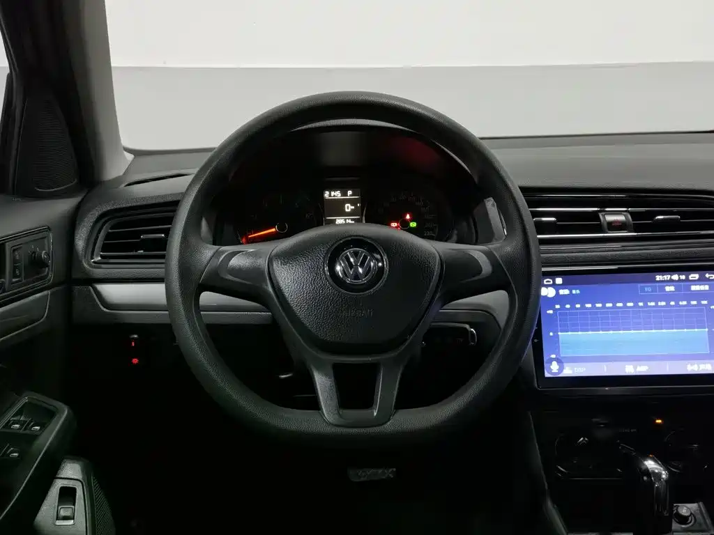 Volkswagen Lavida — миниатюра 11