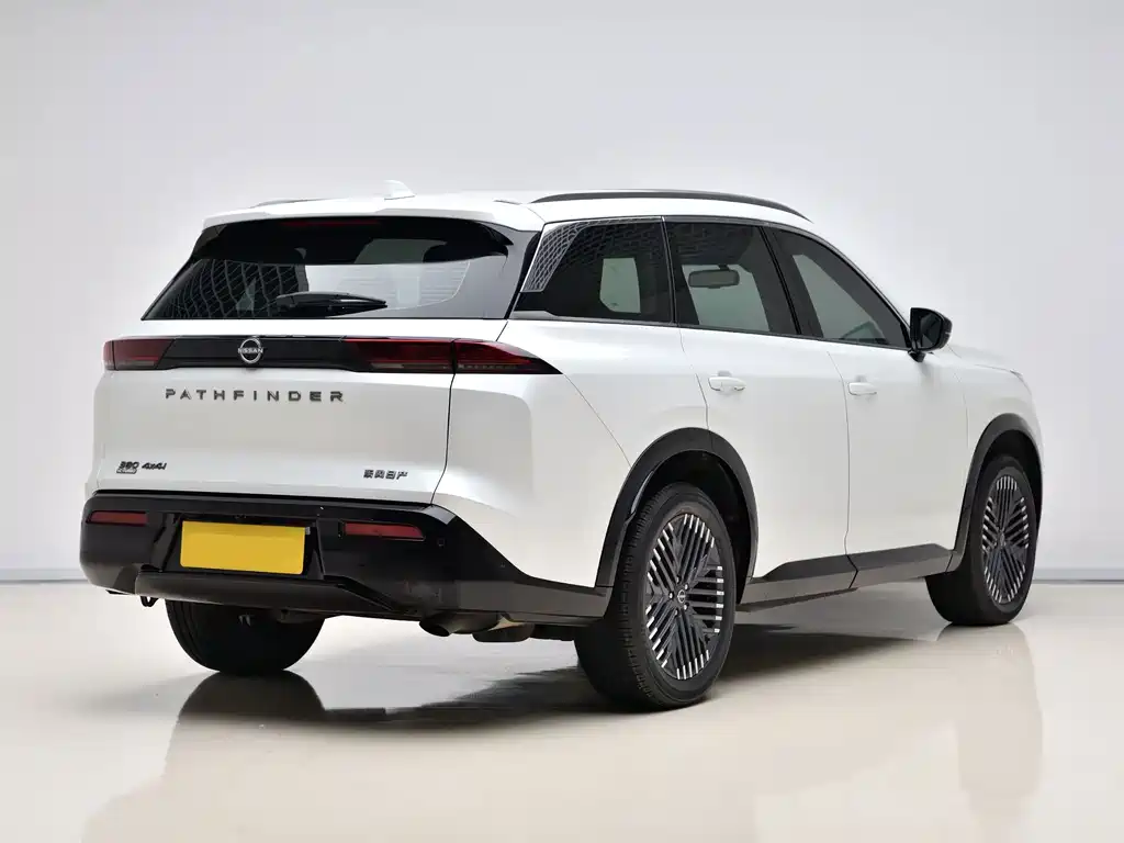 Nissan Teramont — миниатюра 6