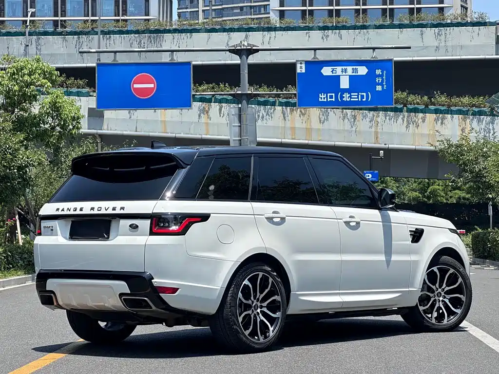 Land Rover Sport — миниатюра 13