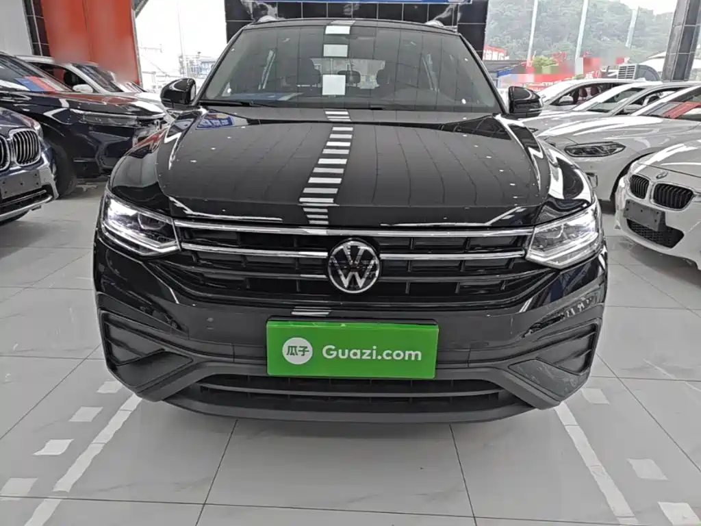 Volkswagen Tiguan L — миниатюра 3