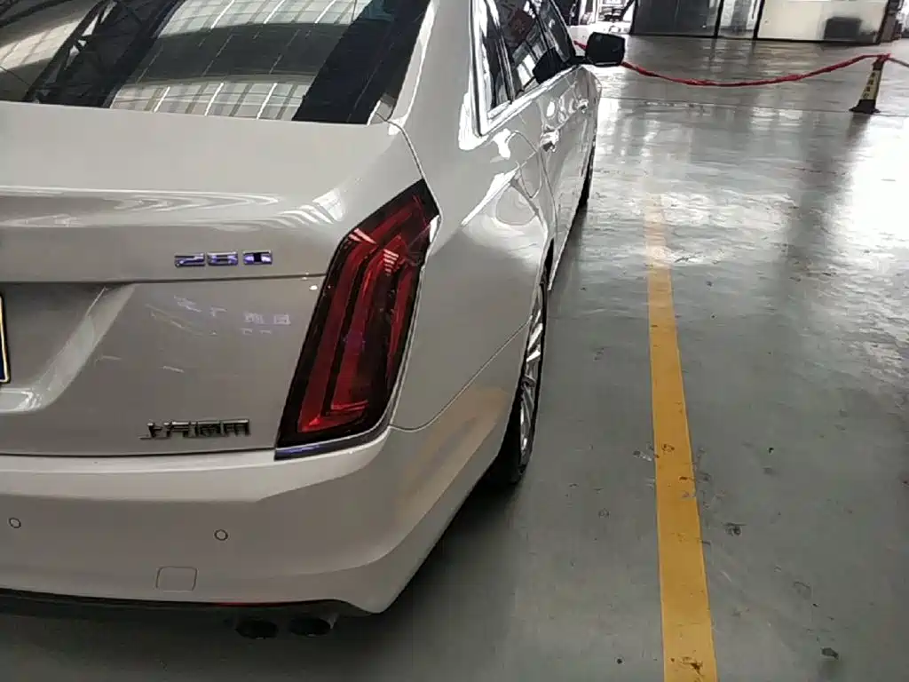 Cadillac CT6 — миниатюра 8