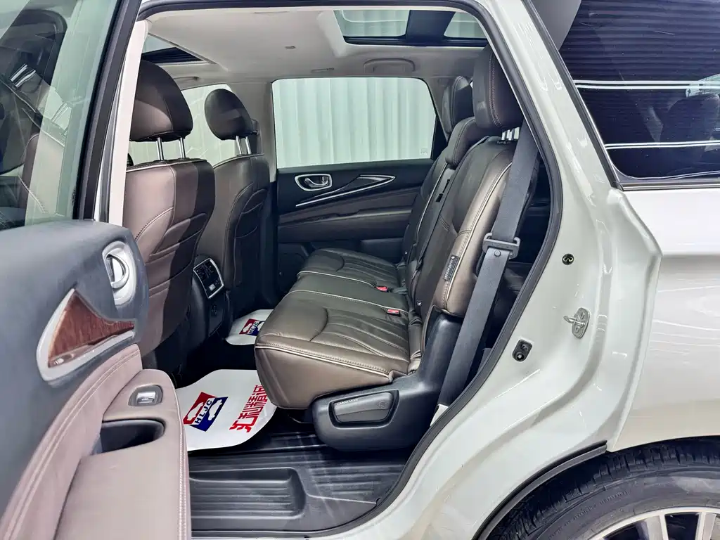 Infiniti QX60 (Import) — миниатюра 8