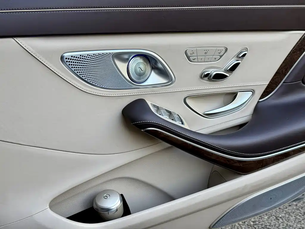 Mercedes-Benz S-Class — миниатюра 12
