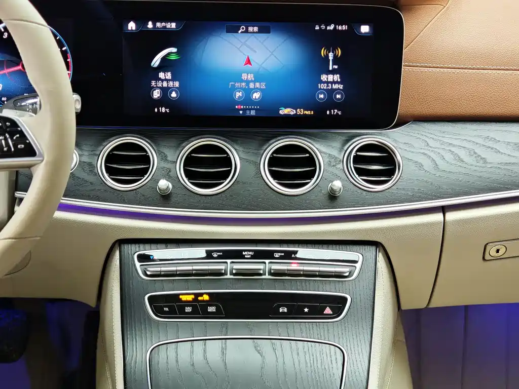 MERCEDES-BENZ E CLASS