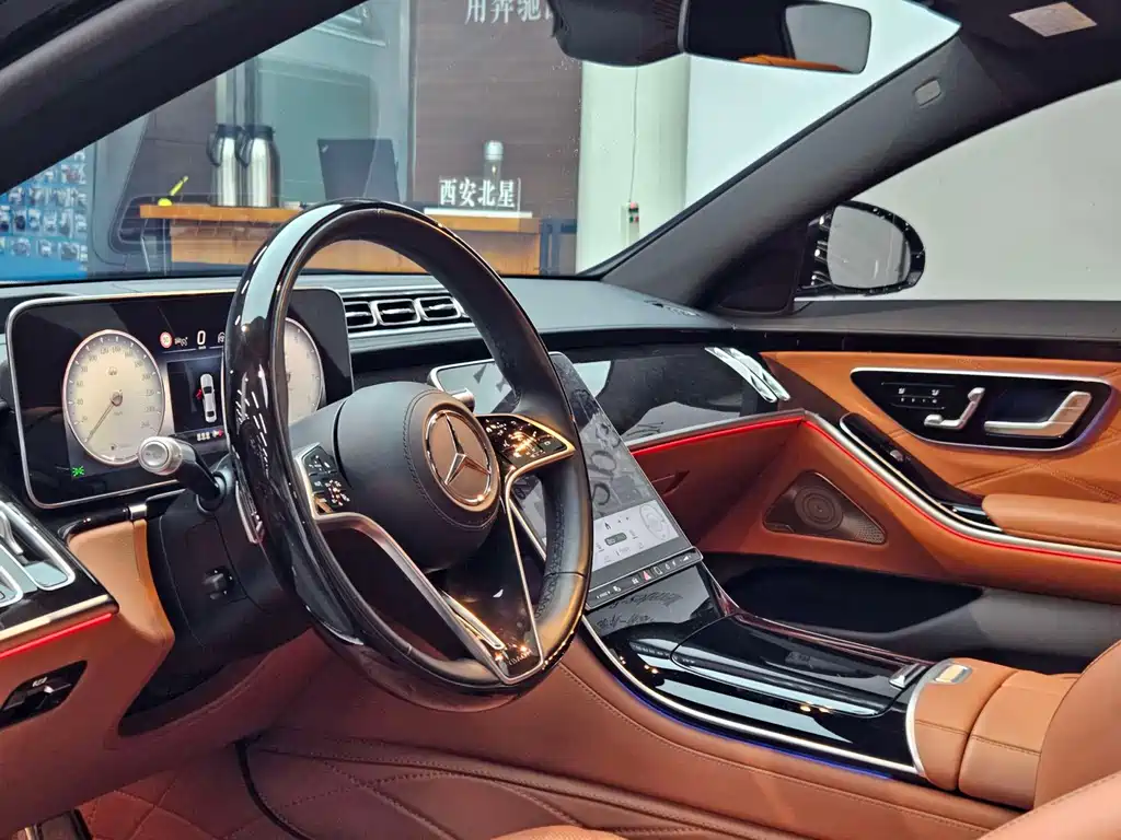 Mercedes-Benz S-Class — миниатюра 10