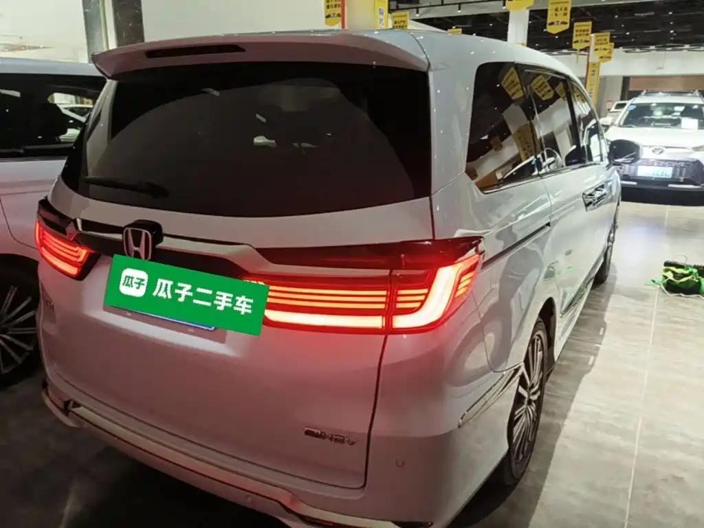 Honda Elysion — миниатюра 7
