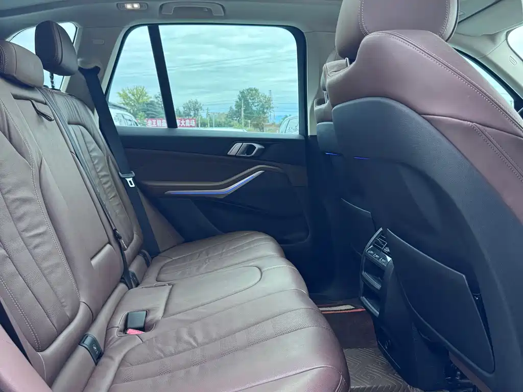BMW X5 (Import) — миниатюра 14