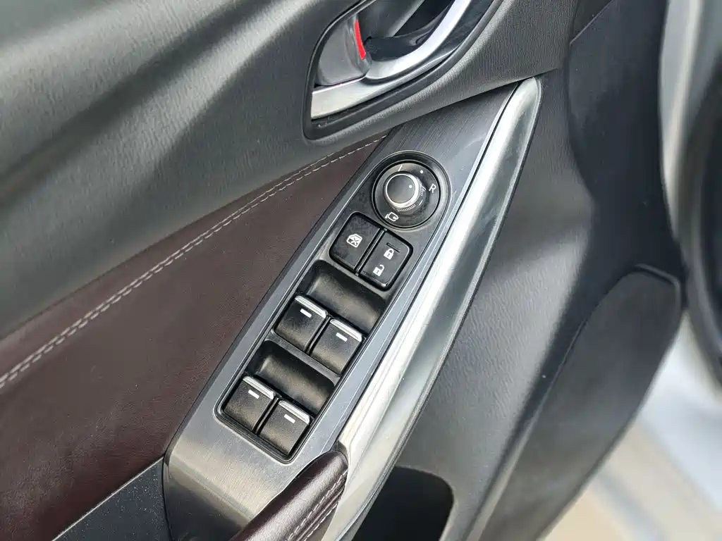 Mazda Atenza 2018 2.0L Luxury V
