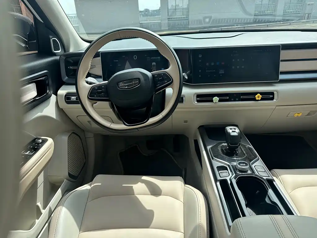 Geely Icon 2023 1.5TD