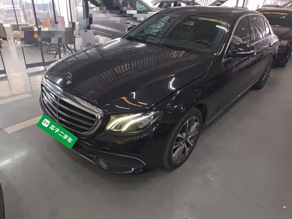 Mercedes-Benz E-Class — миниатюра 2