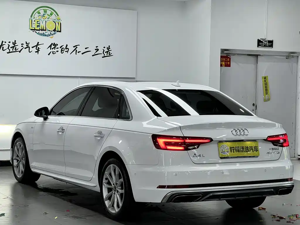 Audi A4L — миниатюра 7