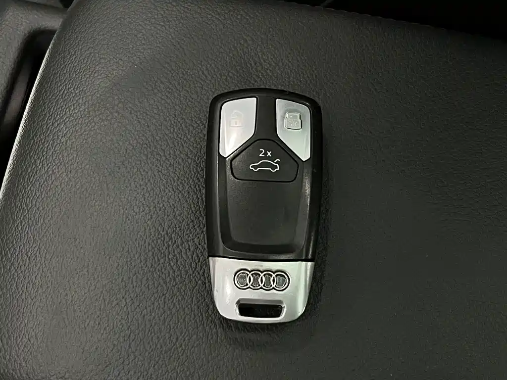 Audi A4L — миниатюра 41