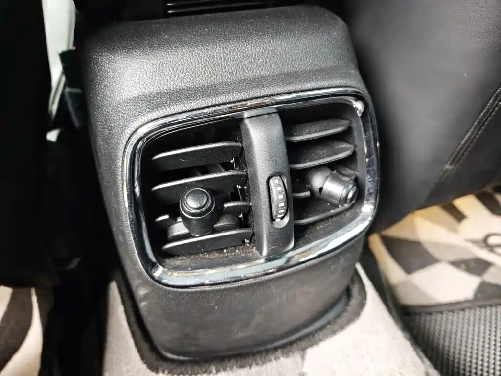 MINI Mini Clubman — миниатюра 20