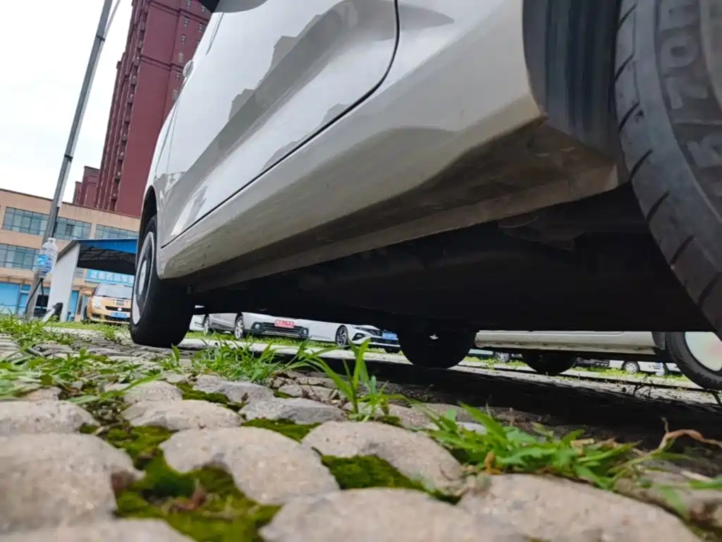 Wuling MINIEV — миниатюра 22