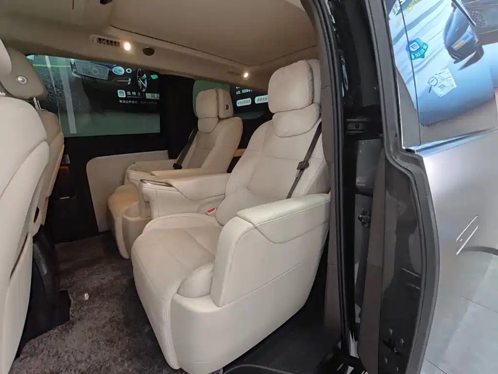 Li Auto Li MEGA — миниатюра 8