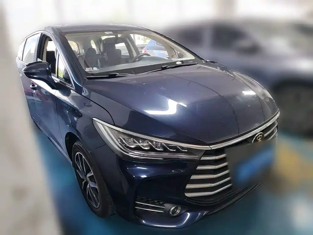 BYD MAX — миниатюра 24