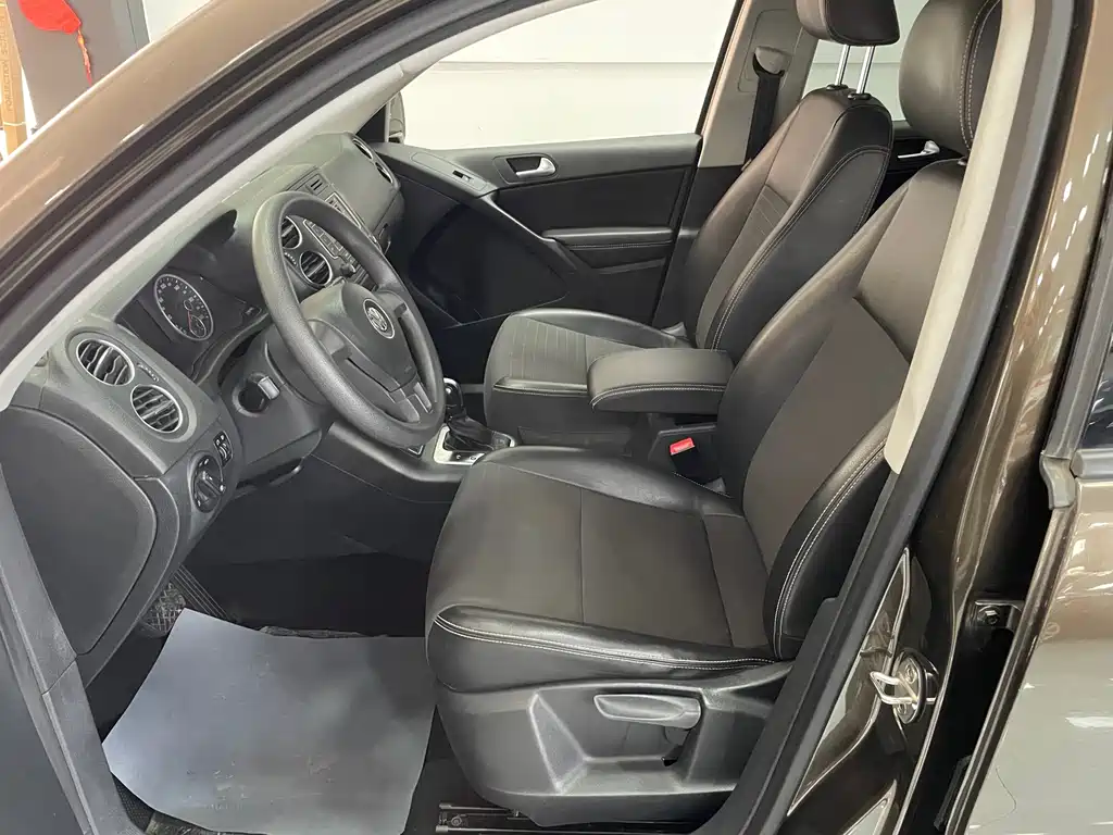 Volkswagen Tiguan — миниатюра 12