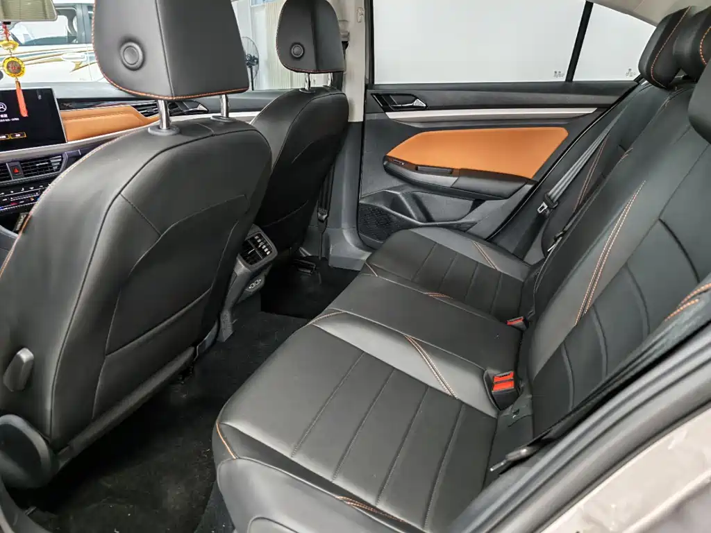 Volkswagen Bora — миниатюра 10