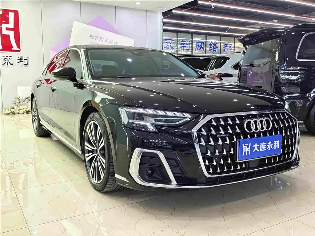Audi A8 — миниатюра 3