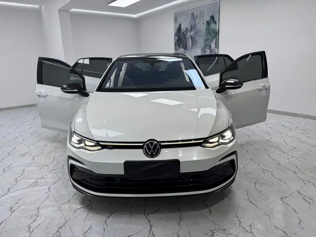 Volkswagen Golf — миниатюра 17