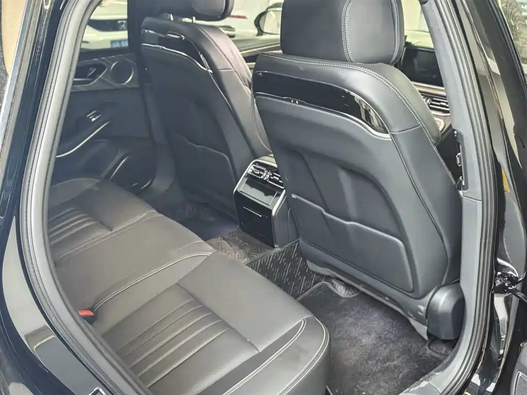 Hongqi Hongqi H9 — миниатюра 15