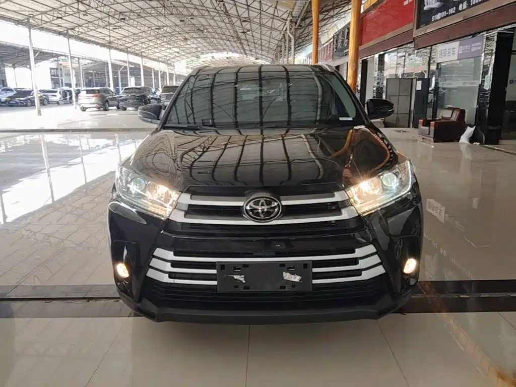 Toyota Highlander — миниатюра 3