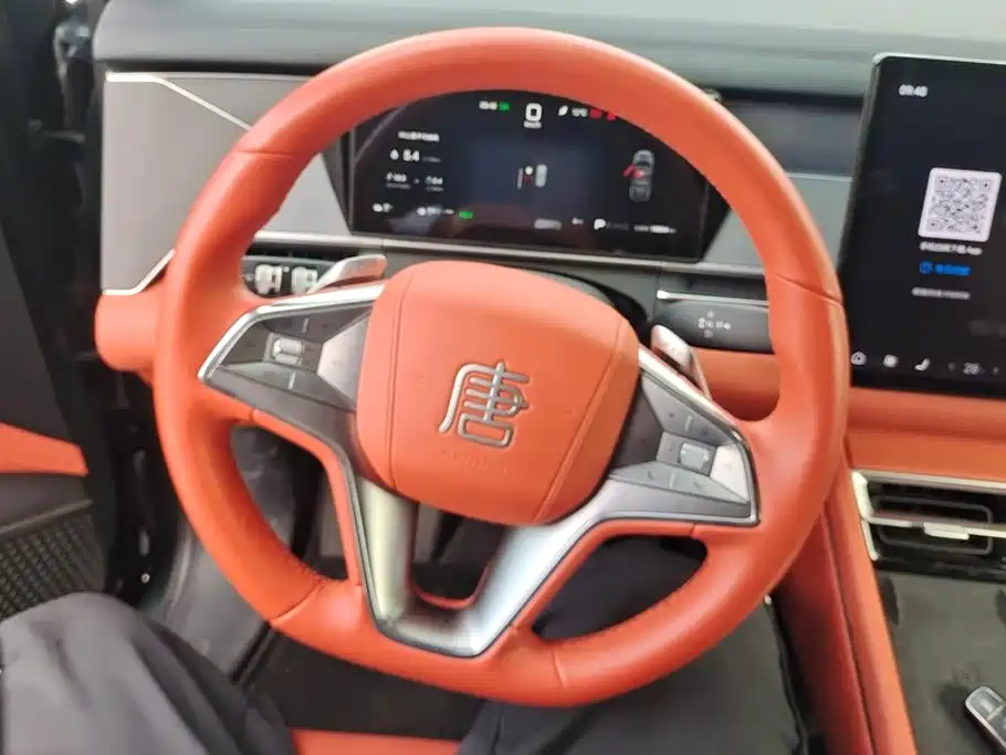 BYD Tang L — миниатюра 15