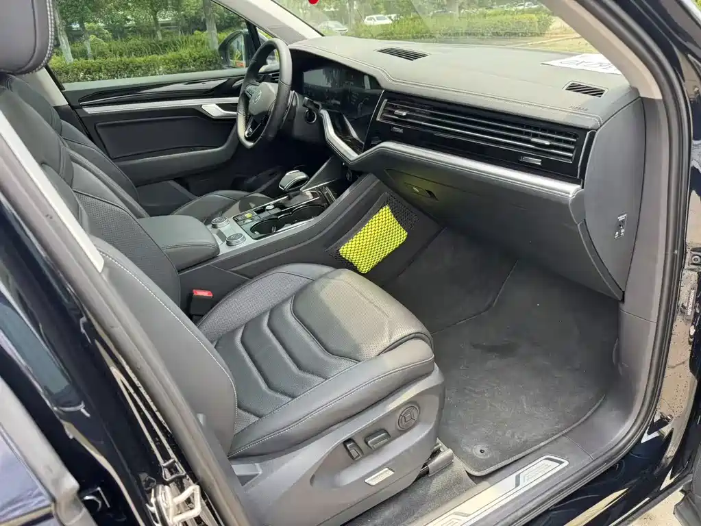 Volkswagen Touareg — миниатюра 17