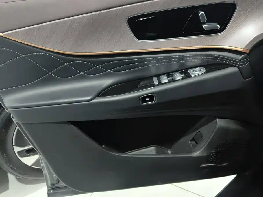 Chery Tiggo 9 C-DM — миниатюра 7