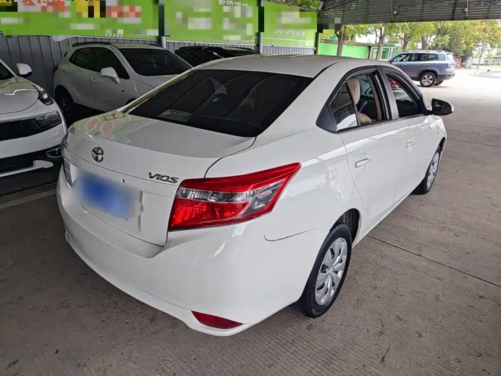 Toyota Vios — миниатюра 7