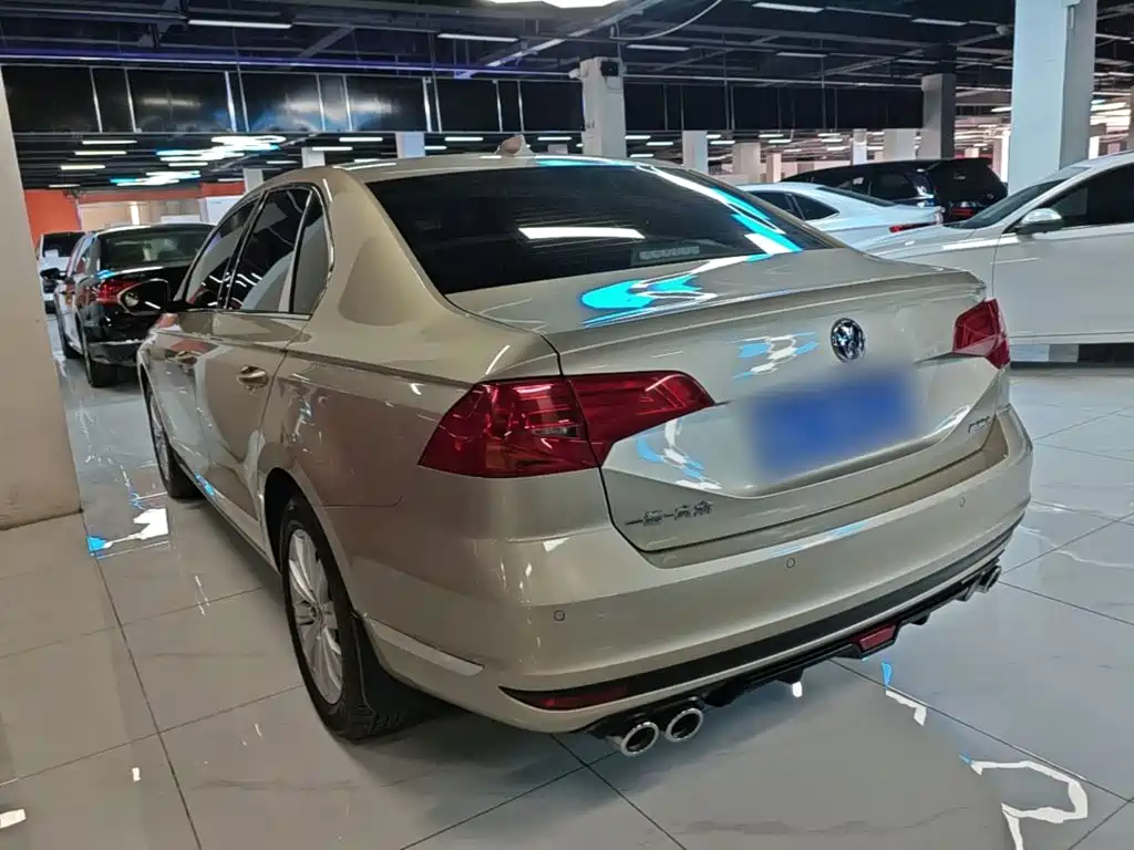 Volkswagen Bora — миниатюра 5