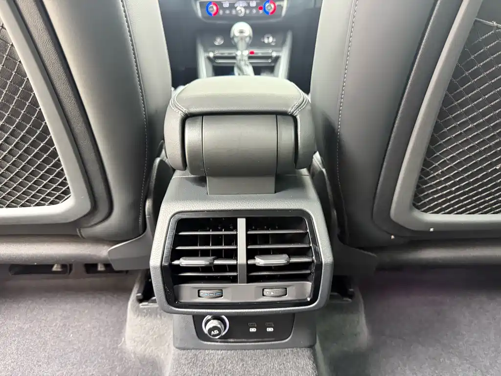 Audi Q3 — миниатюра 13