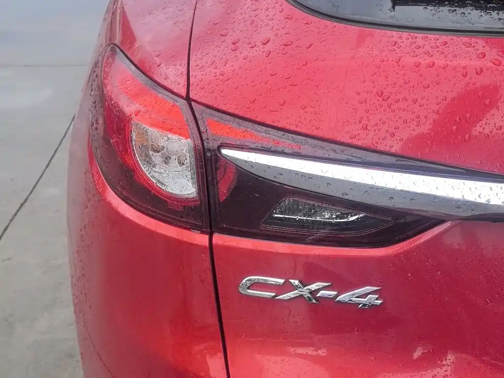 Mazda CX-4 — миниатюра 5