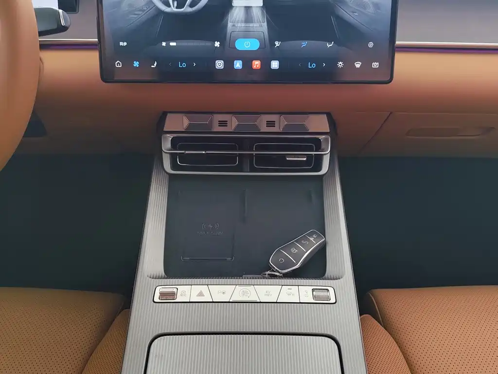 BYD Han L — миниатюра 11