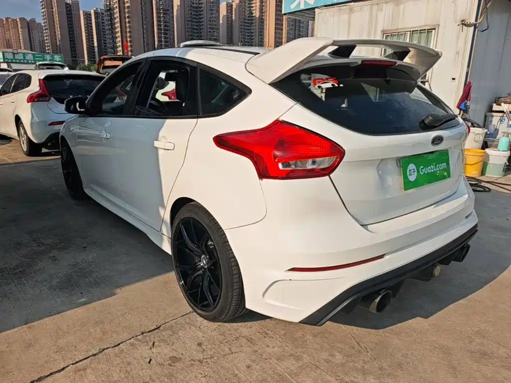 Ford Focus — миниатюра 5