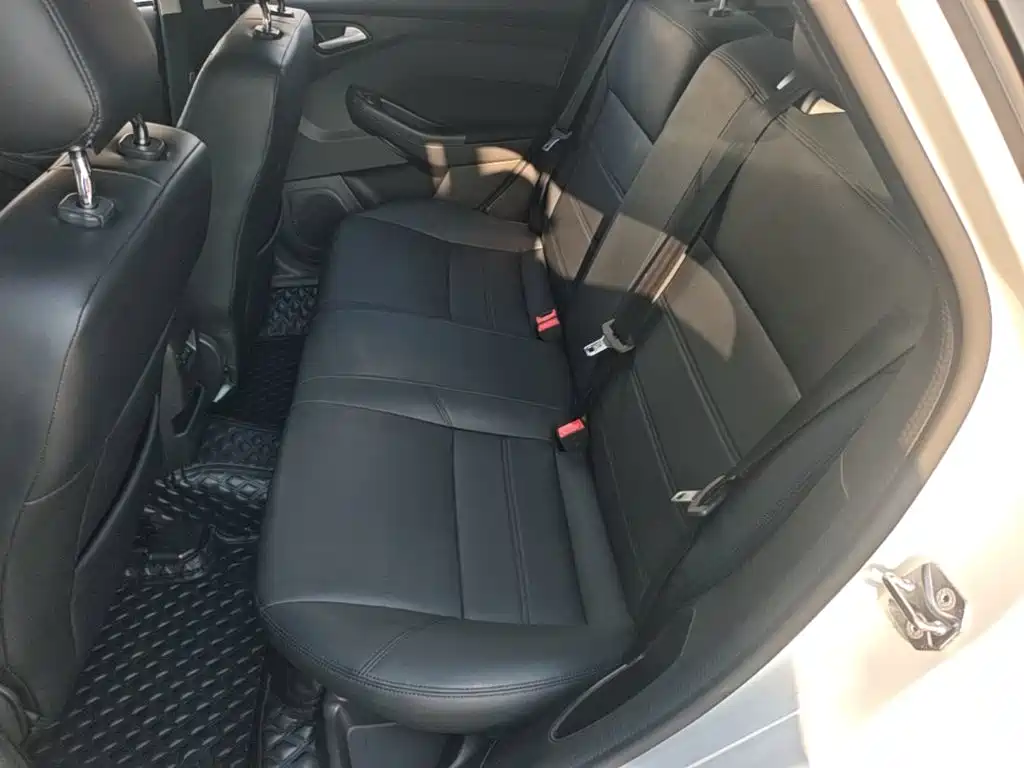 Ford Focus — миниатюра 17