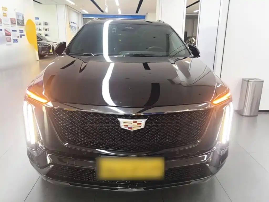 Cadillac XT5 — миниатюра 3