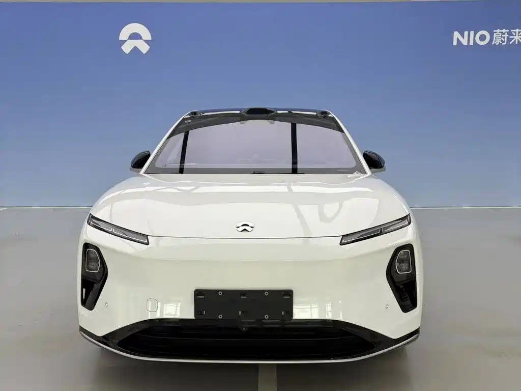NIO ET9